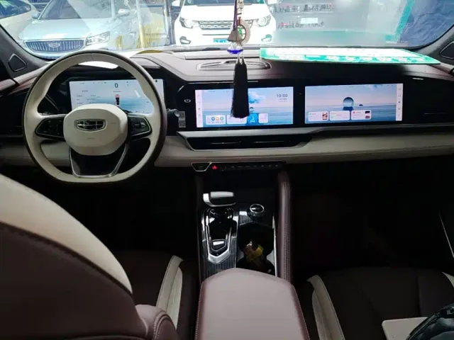 Geely Xingyue L — Фото автомобиля 9