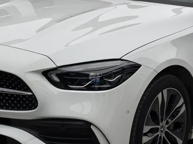 Mercedes-Benz C-Class — Фото автомобиля 4