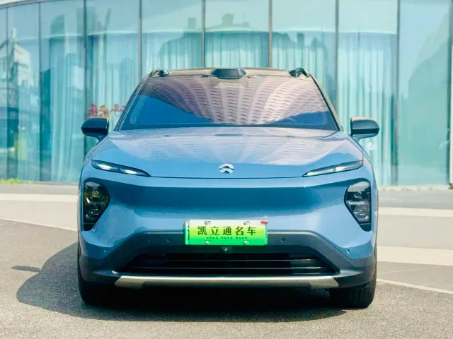 Nio ES7 — Фото автомобиля 2