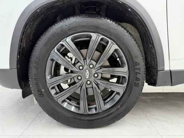 Chery Tiggo 8 — Фото автомобиля 19