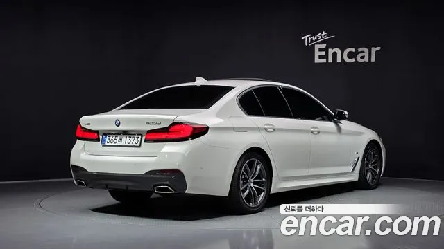 BMW 5-Series 5 серия (G30) 523d xDrive M Sport — Фото автомобиля 2