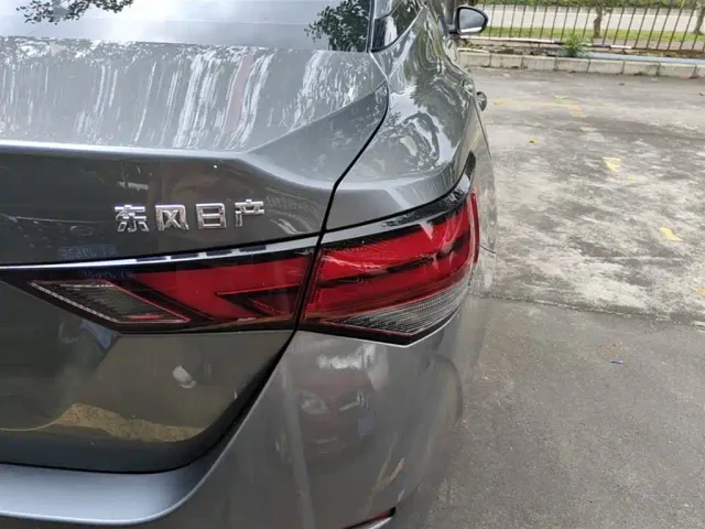 Nissan Sylphy — Фото автомобиля 7