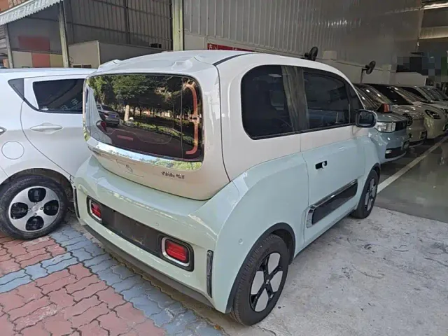 Baojun KiWi EV — Фото автомобиля 6