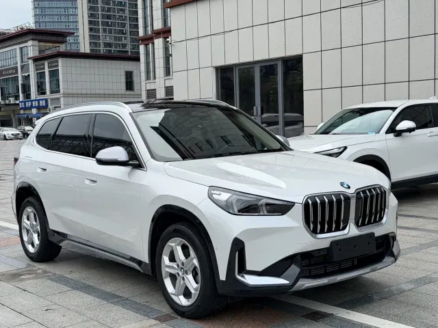BMW X1 — Фото автомобиля 3
