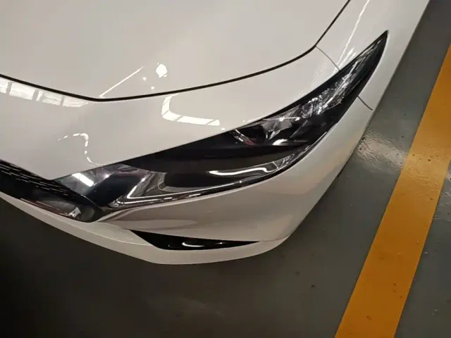 Mazda Axela — Фото автомобиля 23