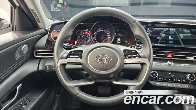 Hyundai Avante CN7 — Фото автомобиля 13