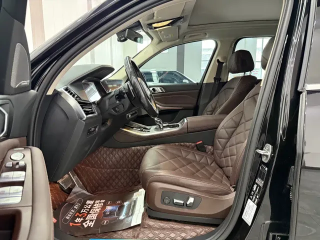 BMW X5 — Фото автомобиля 13