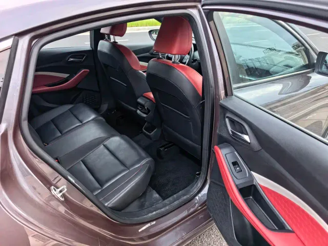 MG MG5 2022 300TGI DCT Trendy Premium Edition — Фото автомобиля 10