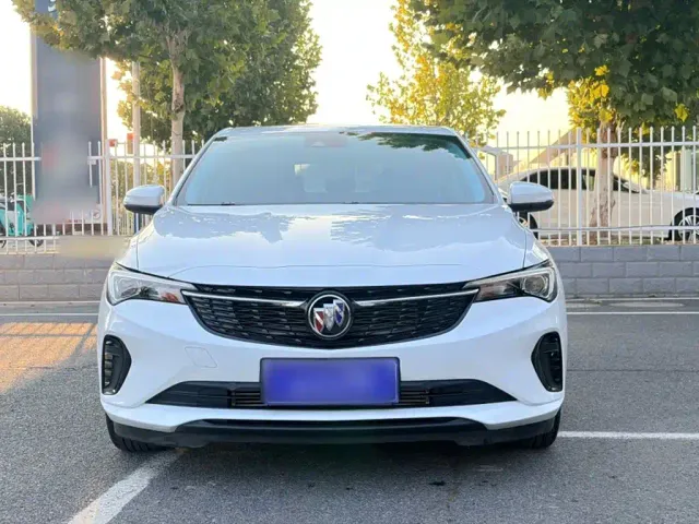 Buick Verano — Фото автомобиля 6