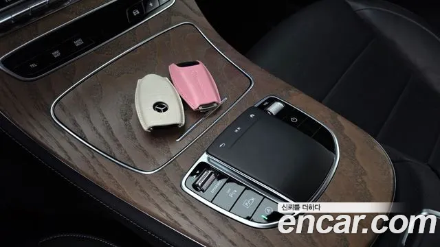 Mercedes-Benz E-Class W213 — Фото автомобиля 25