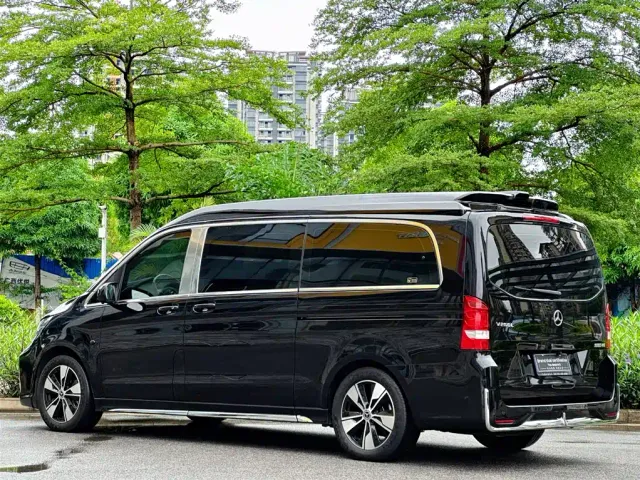 Mercedes-Benz V-Class — Фото автомобиля 6