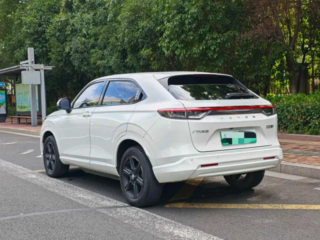Honda e:NP1 — Фото автомобиля 5