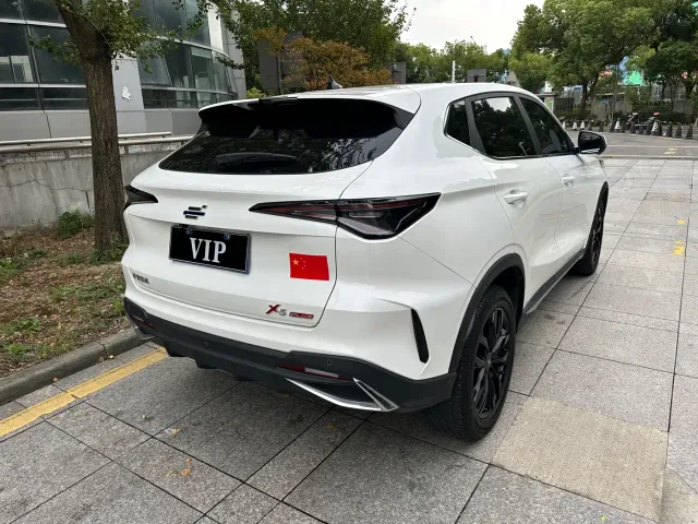 Changan X5 Plus — Фото автомобиля 14