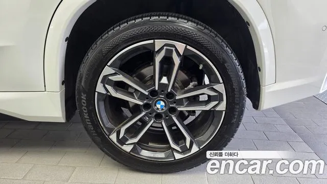 BMW X1 U11 — Фото автомобиля 6