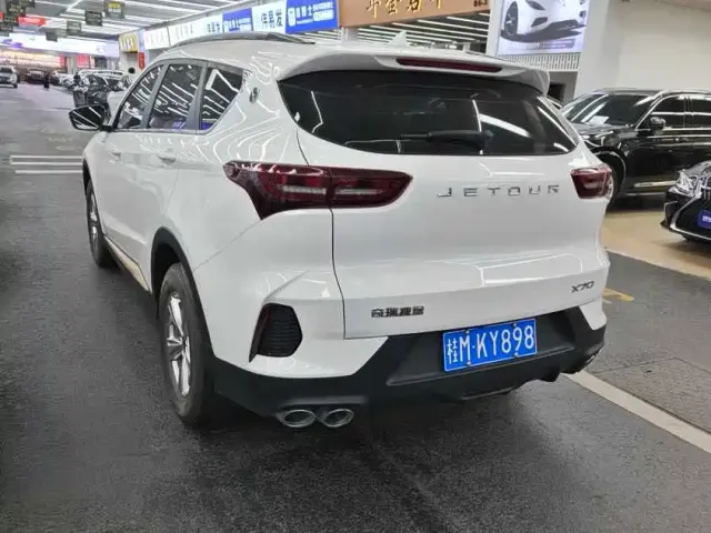 Jetour X70 — Фото автомобиля 5