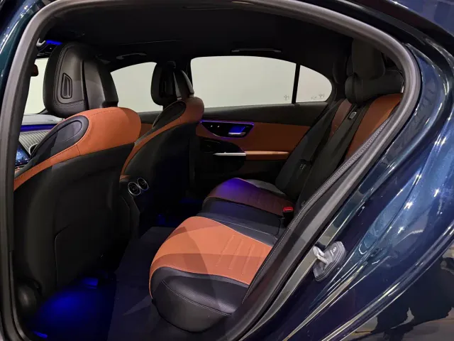 Mercedes-Benz C-Class — Фото автомобиля 7