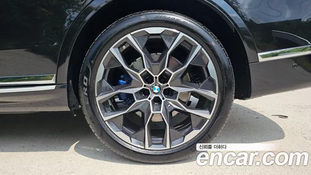 BMW X7 — Фото автомобиля 20