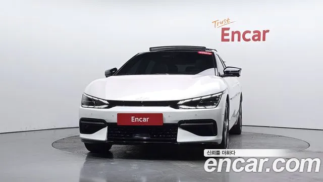 Kia EV6 — Фото автомобиля 3