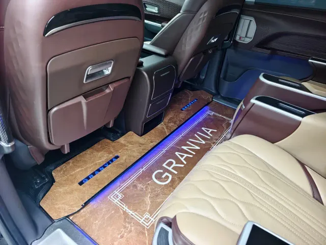 Toyota Granvia — Фото автомобиля 18