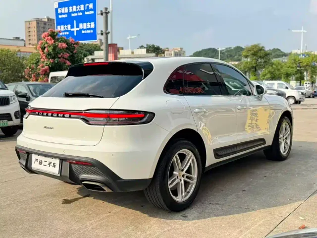 Porsche Macan — Фото автомобиля 9