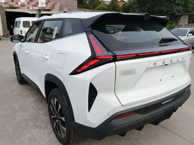 Geely Boyue — Фото автомобиля 4
