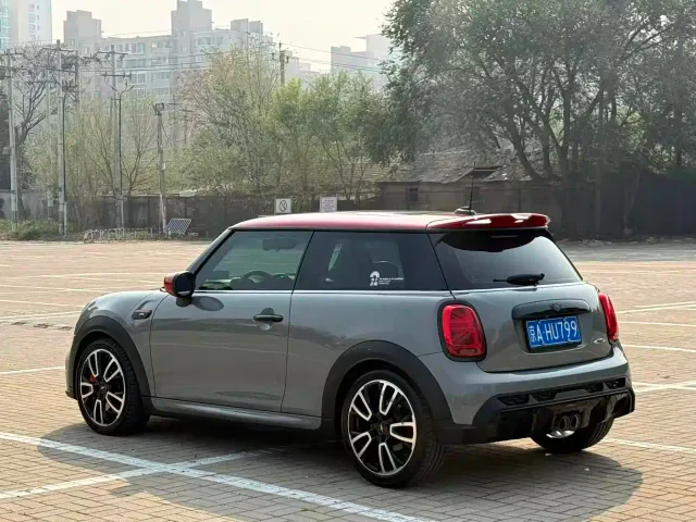 MINI John Cooper Works — Фото автомобиля 4