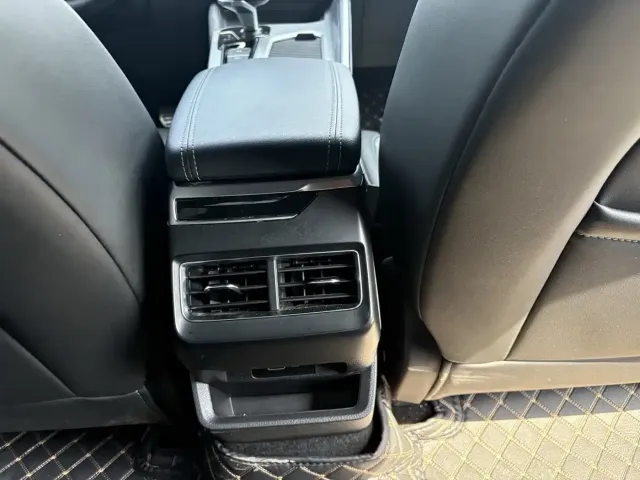 Geely Xingrui — Фото автомобиля 11