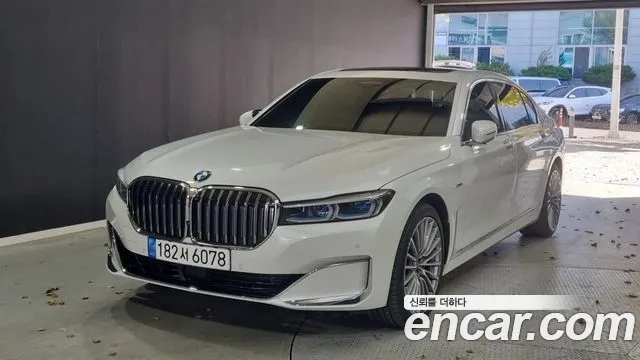 Фотография автомобиля — BMW 7 Series G11