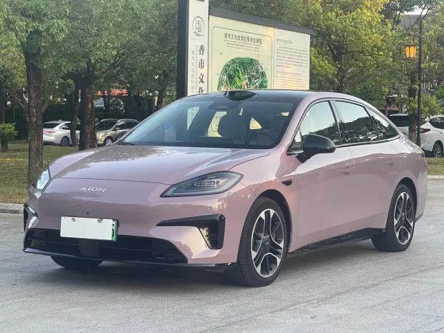 Фотография автомобиля — GAC Aion RT