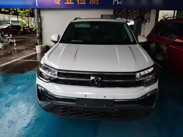 Volkswagen Tharu — Фото автомобиля 2