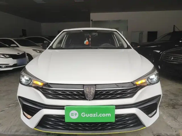 Roewe i5 — Фото автомобиля 2