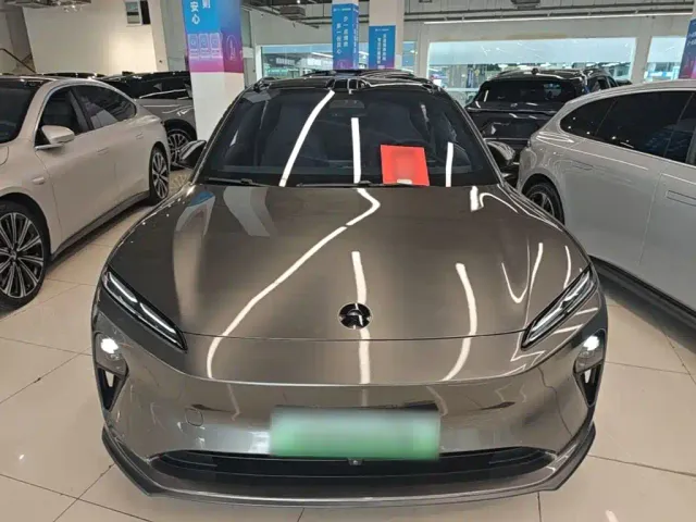 Nio ET5 Touring — Фото автомобиля 2