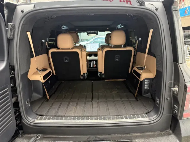 BYD FangChengBao Leopard 8 — Фото автомобиля 12
