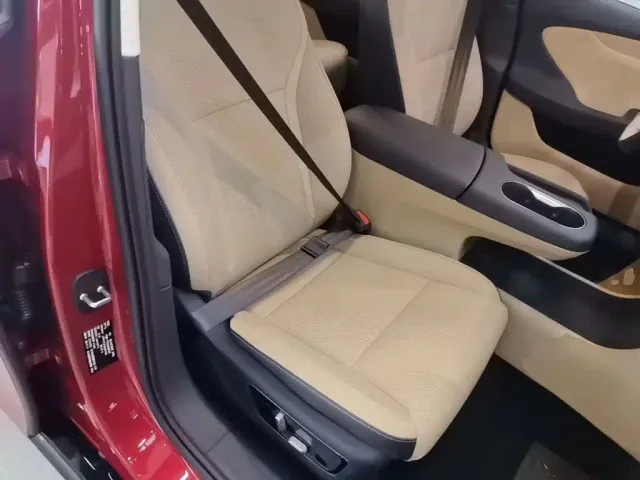 Hongqi Tiangong 05 — Фото автомобиля 24