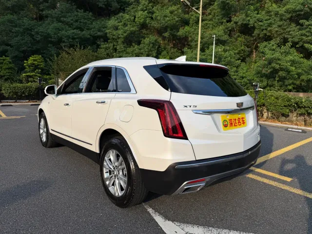 Cadillac XT5 — Фото автомобиля 19