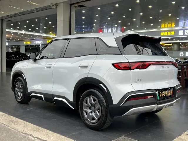 BYD Yuan UP — Фото автомобиля 16