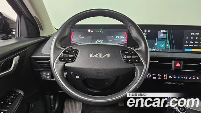 Kia EV6 — Фото автомобиля 14