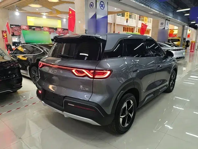 BYD Yuan UP — Фото автомобиля 6