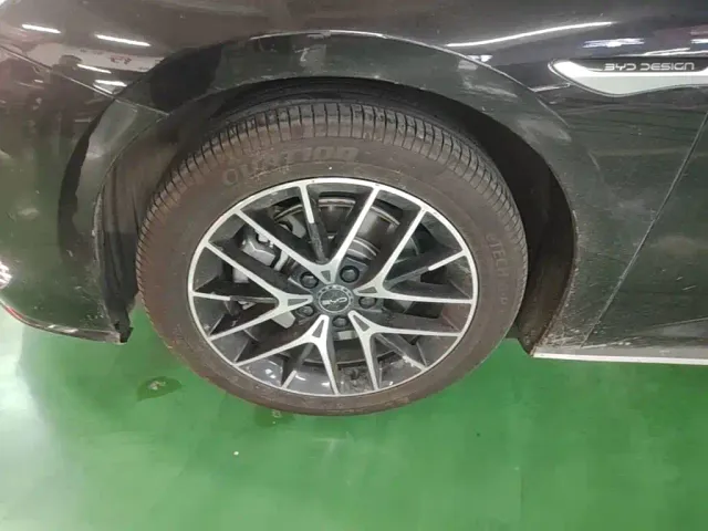 BYD Seal — Фото автомобиля 22