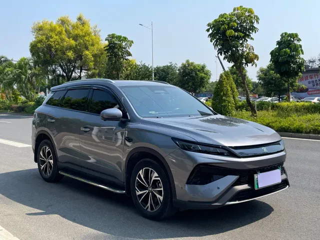 BYD Song Pro — Фото автомобиля 3