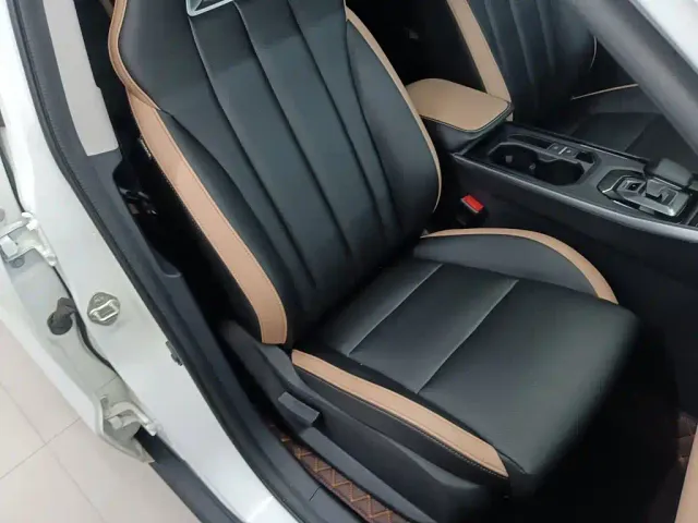 Geely Haoyue PRO — Фото автомобиля 24