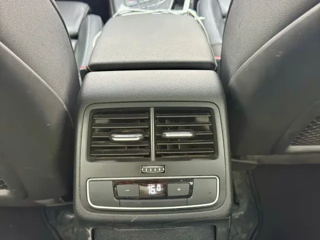 Audi A4L — Фото автомобиля 12