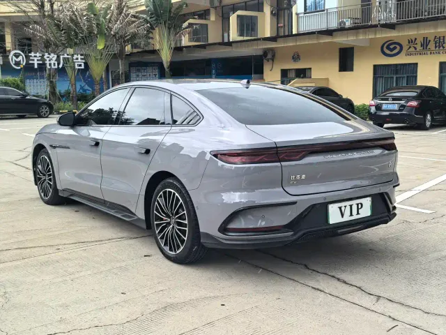 BYD Han — Фото автомобиля 5