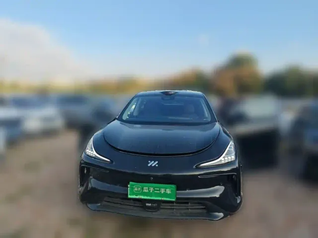 IM Motors LS6 — Фото автомобиля 2