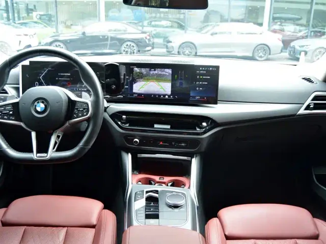 BMW 3 Series — Фото автомобиля 10