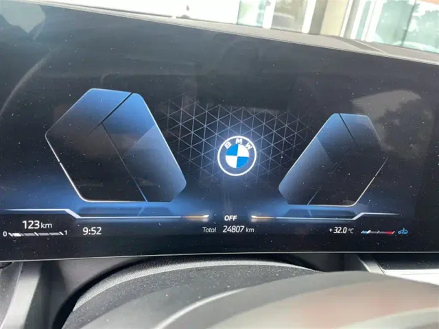 BMW 5 Series — Фото автомобиля 4