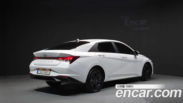 Hyundai AVANTE Avante (CN7) — Фото автомобиля 2