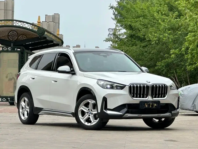 BMW X1 — Фото автомобиля 3