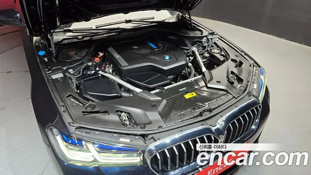 BMW 5-Series 5 серия (G30) — Фото автомобиля 6