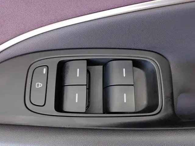 Xiaomi SU7 — Фото автомобиля 9